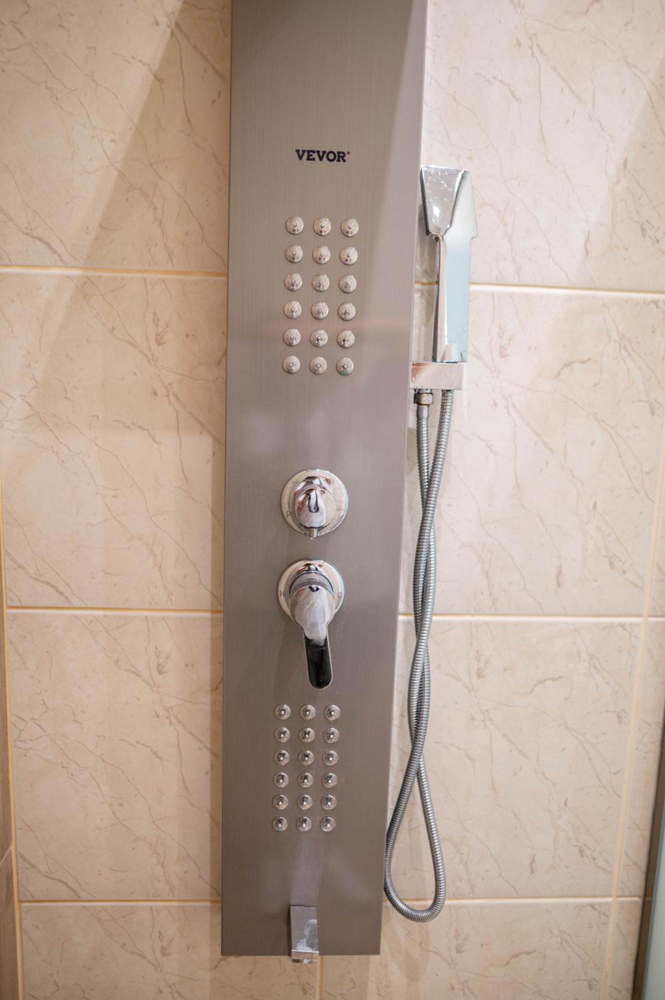 Kosnian City Suites B 外观 照片